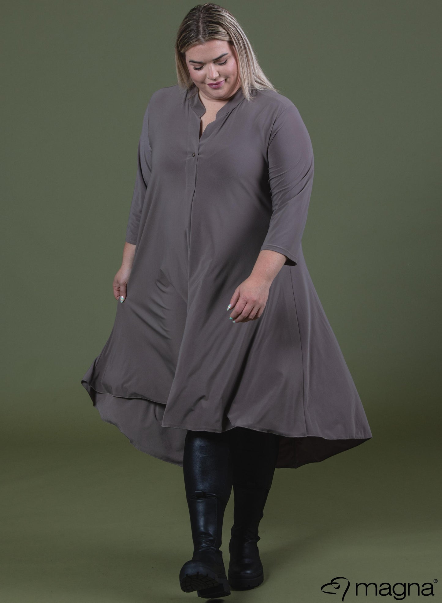 Kleid - verschiedene Farben 🎨