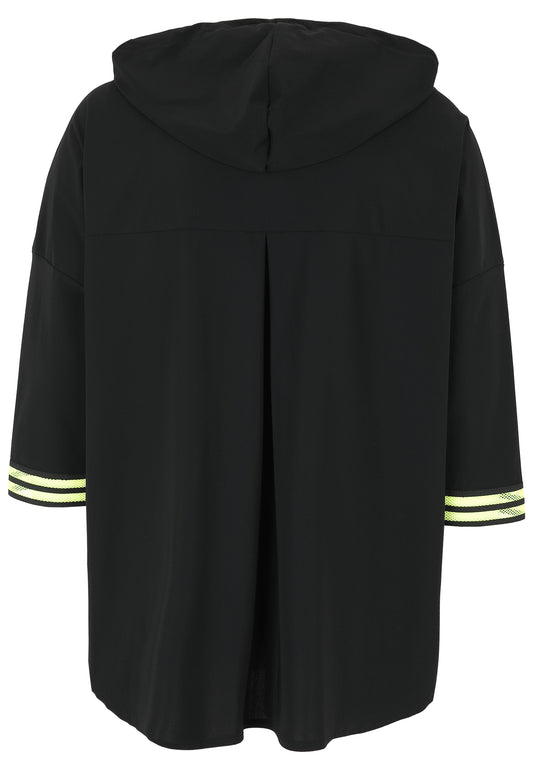 Shirt aus elastischer Wirkware mit Hoodie