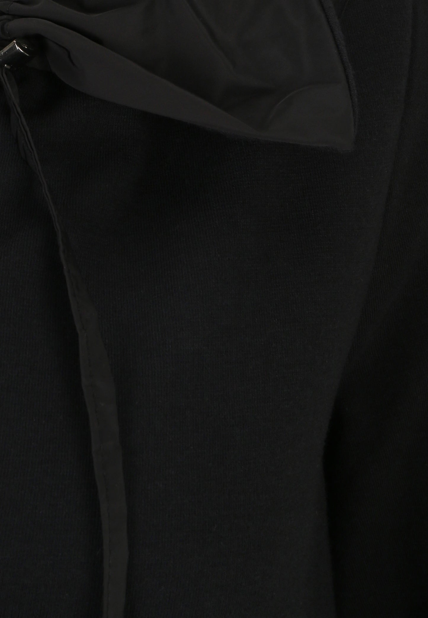 Jacke aus Wirkware mit Taft-Einsätzen