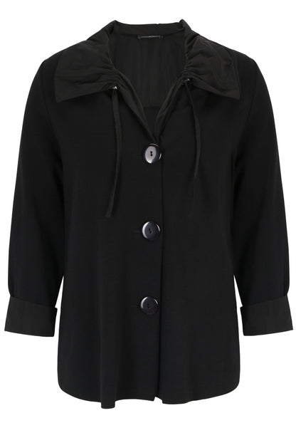 Jacke aus Wirkware mit Taft-Einsätzen