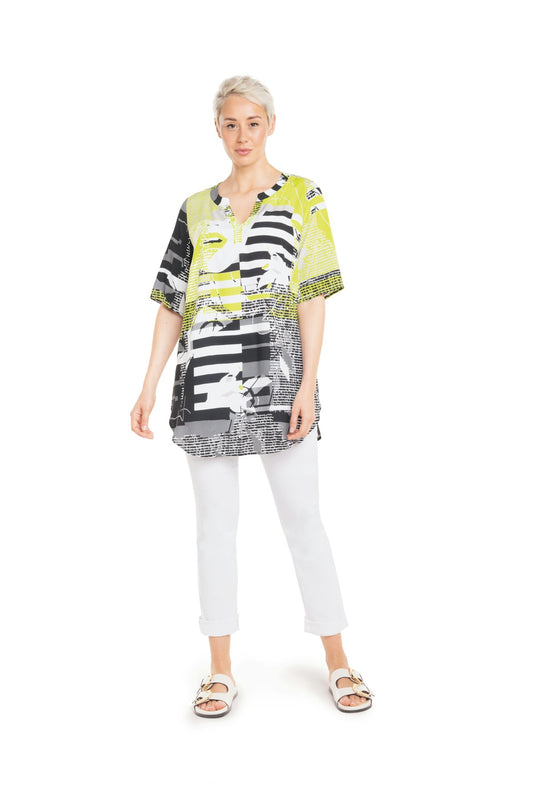 Schlupfbluse mit Grafik-Print und Halbarm