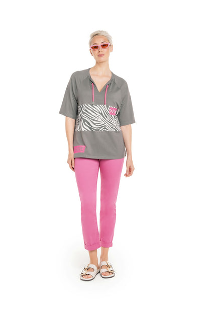 Sweatshirt mit Grafik-Motiv