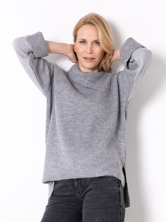 Pullover - verschiedene Farben 🎨