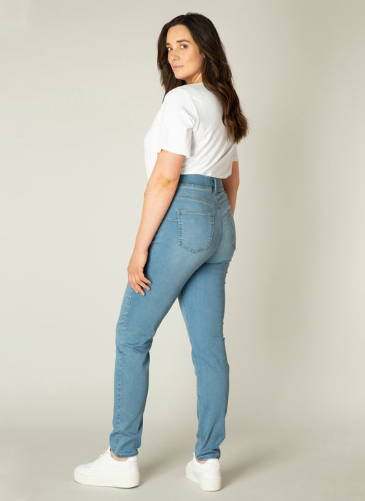 Jeans "Tessa" Hellblau - Slim Fit